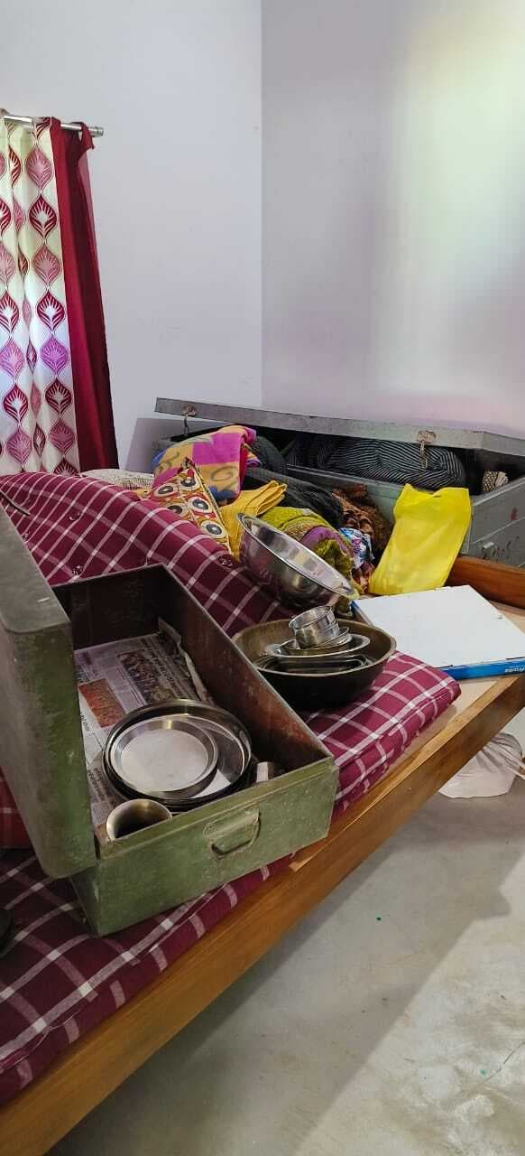 बंद पड़े घर में अज्ञात चोरों ने चोरी की घटना को दिया अंजाम