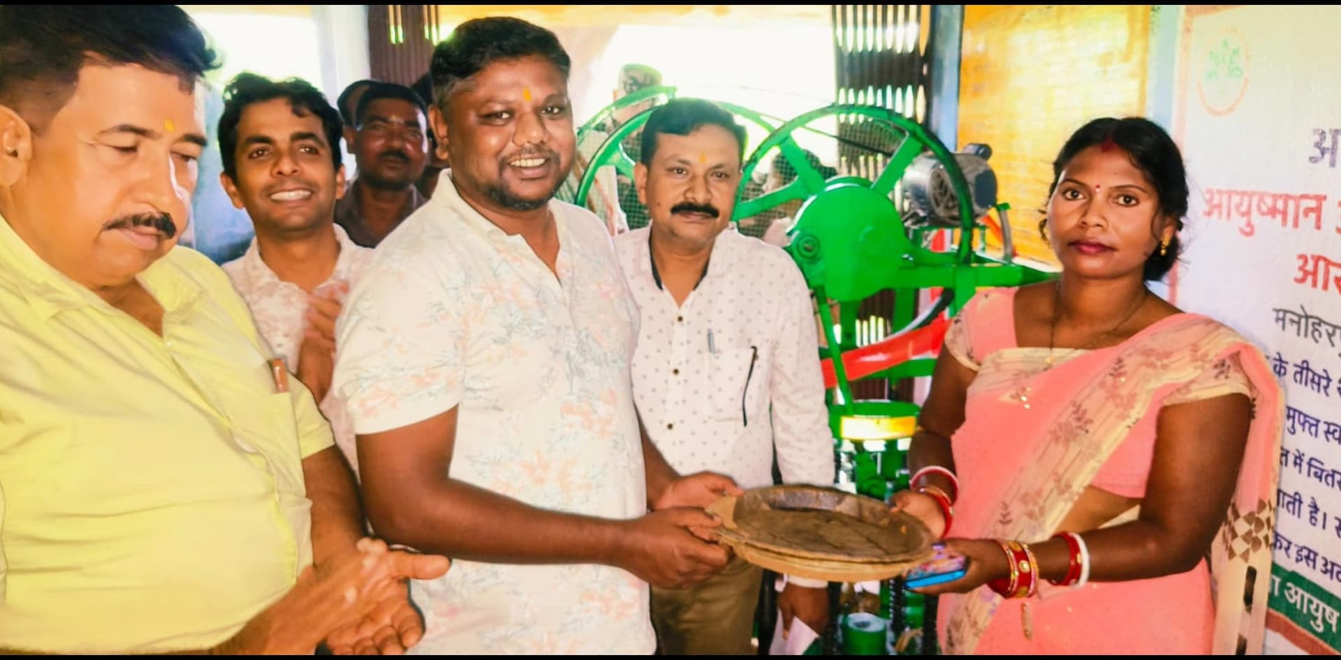Chaibasa News : महिलाएं रोजगार से जुड़ेंगी, तो परिवार सशक्त होगा : जगत