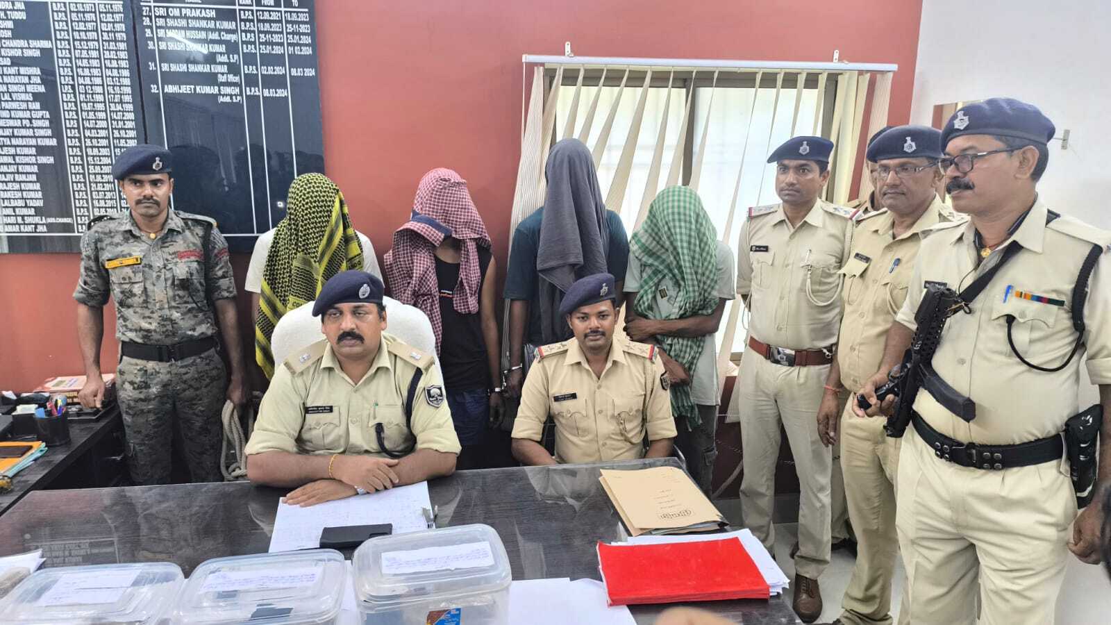 514 ग्राम स्मैक के साथ एक तस्कर गिरफ्तार, बंगाल से स्मैक की डिलीवरी करने आया था कटिहार