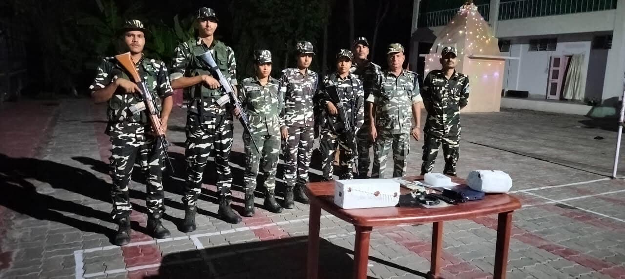 Madhubani News : एसएसबी जवानों ने गांजा, नशे की गोलियां व कफ सिरप किया जब्त