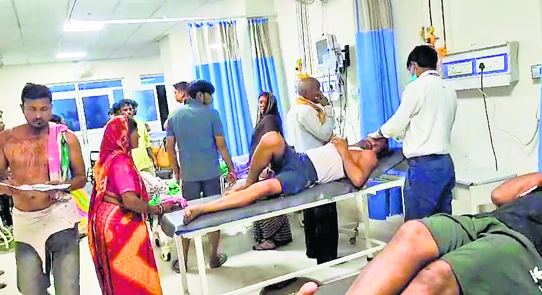 Siwan News : ओरमा गांव में शादी विवाद को लेकर मारपीट, दर्जनभर घायल