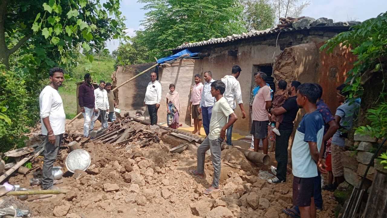 अतिवृष्टि से हुए नुकसान का लिया जायजा