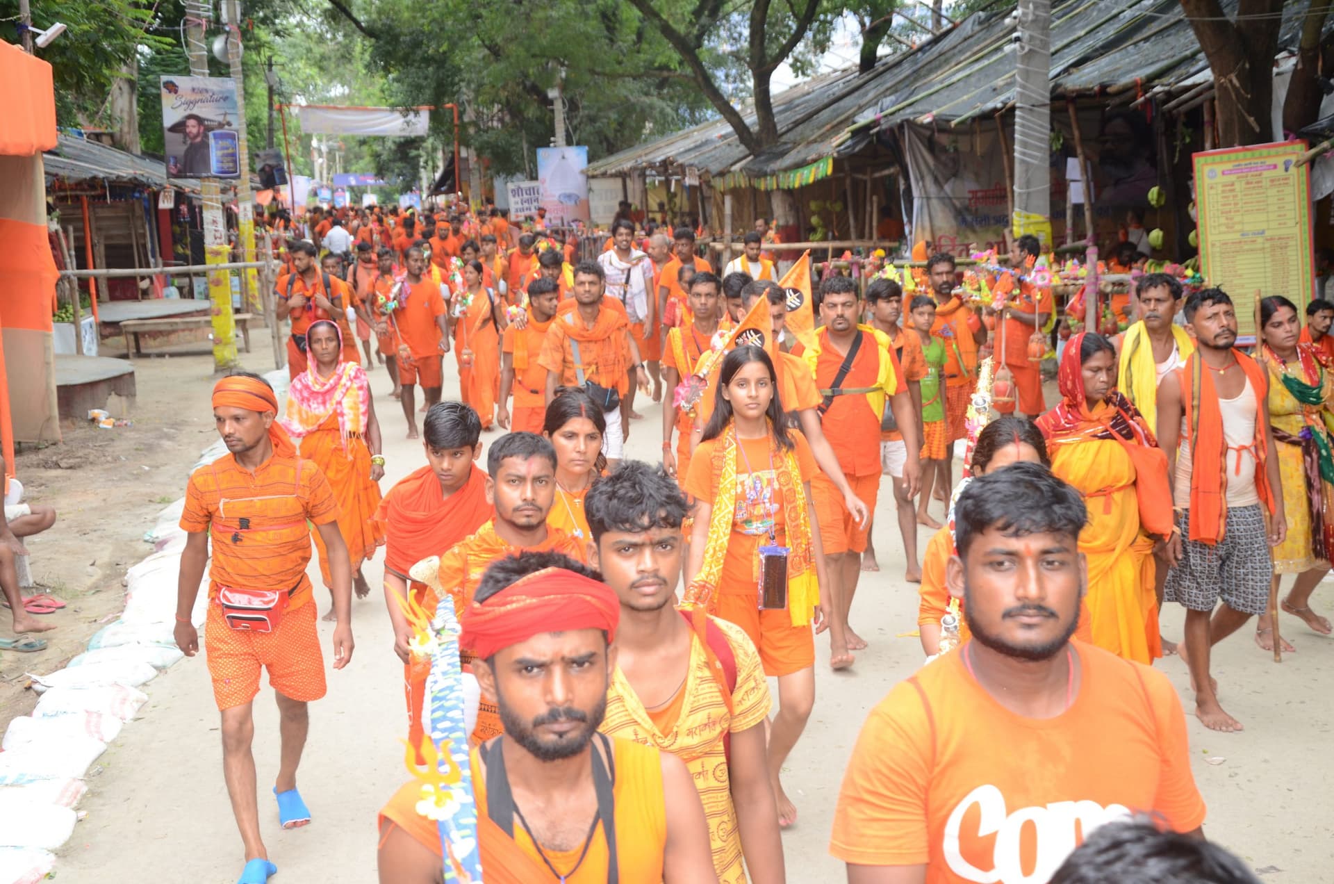 Deoghar News : दूसरी सोमवारी आज, तीन लाख से अधिक कांवरियों के पहुंचने की संभावना