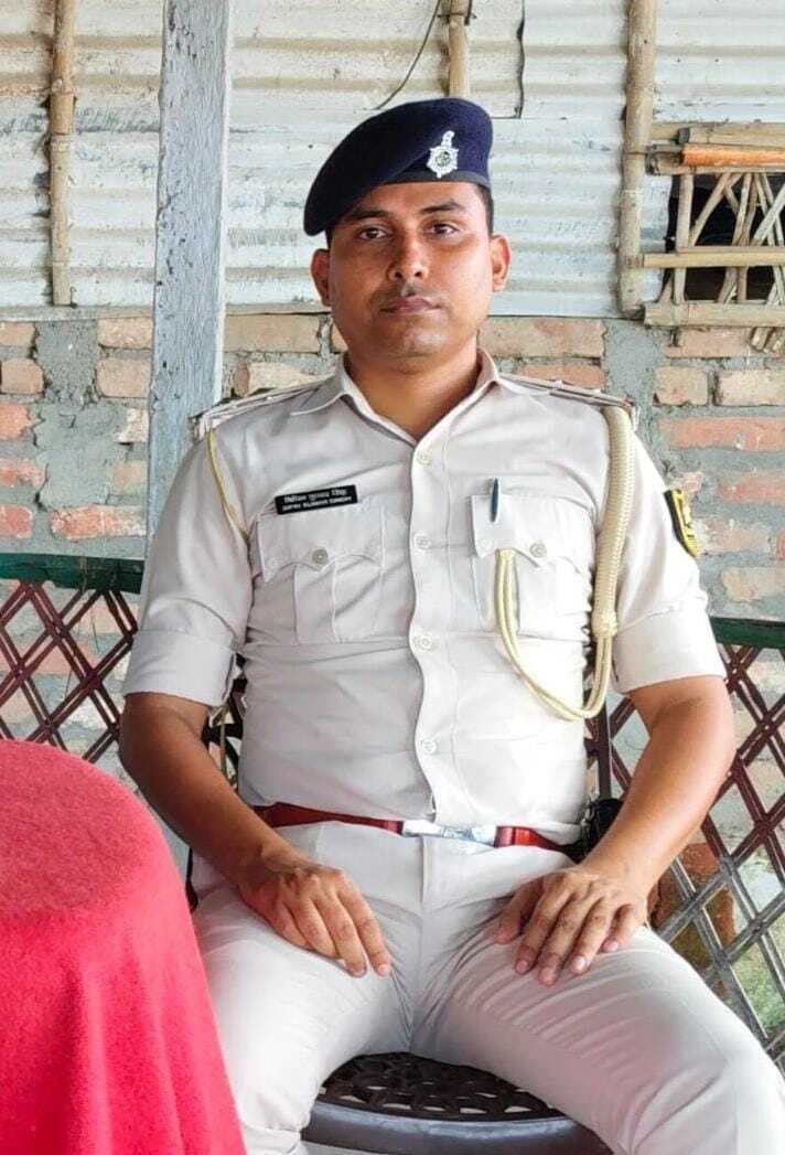 दिघलबैंक थाने में बिपिन ने संभाला थानाध्यक्ष का पदभार