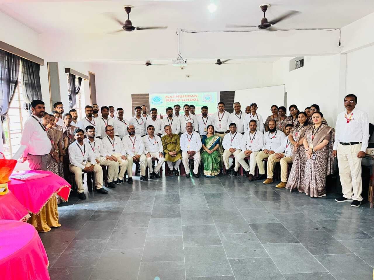 Chaibasa News : स्टेम डीएलडी पर कार्यशाला में शामिल हुए 40 प्रतिभागी