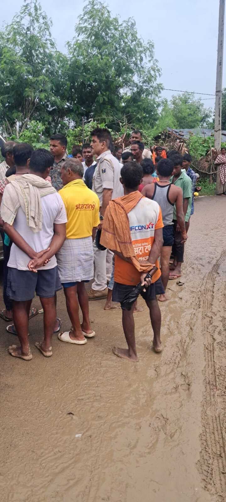 महिला की संदिग्ध परिस्थिति में मौत, चारपाई पर मिला शव