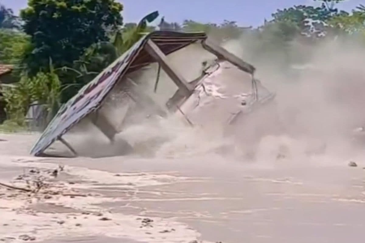 naugachia flood video