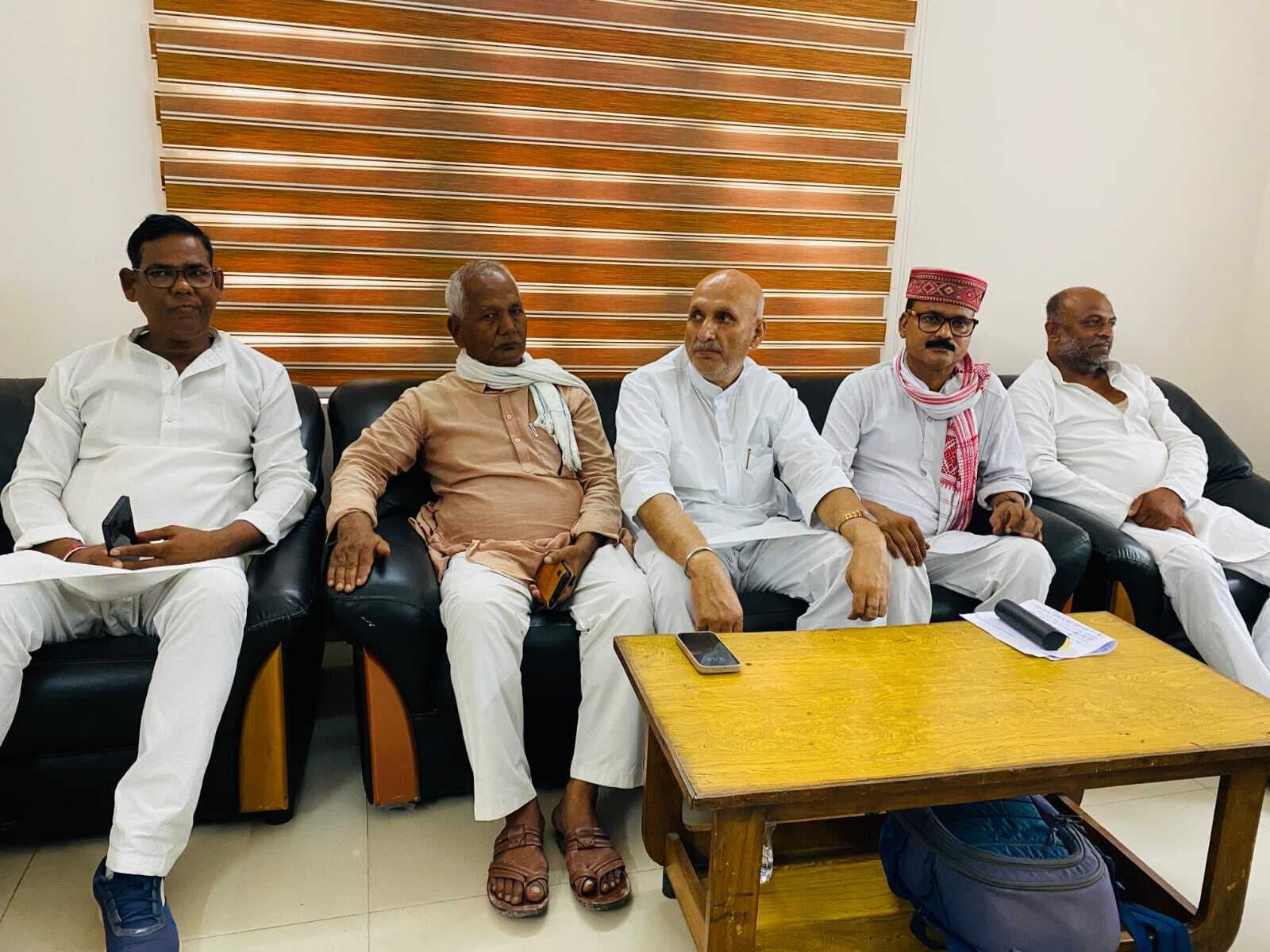 नाला निर्माण में मची लूट पर पूर्व शिक्षा मंत्री ने जताया रोष