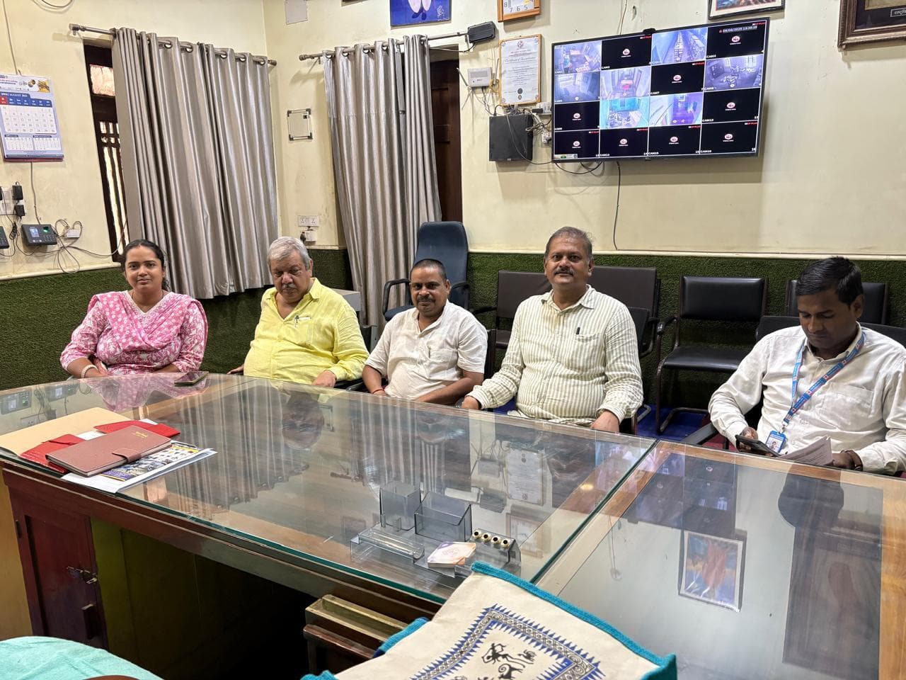 सीनेटर ने नये प्राचार्य को डीएस कॉलेज के इतिहास से कराया अवगत