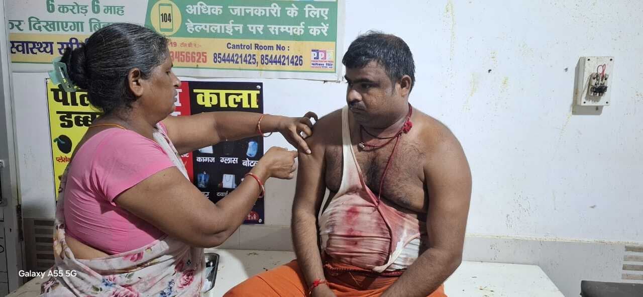 आपसी विवाद में मारपीट, दंपती घायल