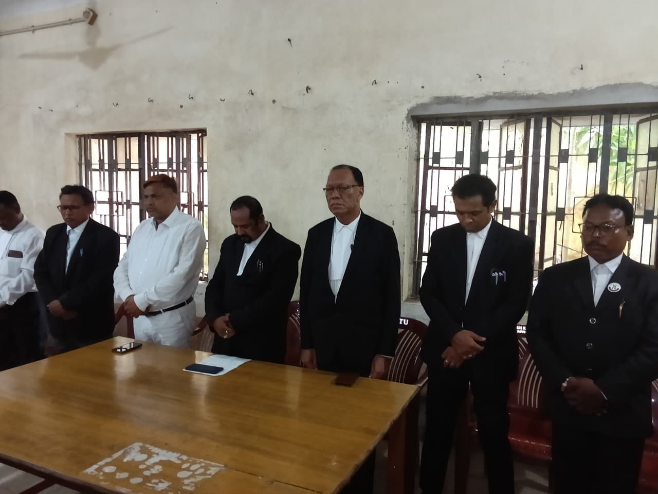 Chaibasa News : मृदुभाषी व मिलनसार थे अधिवक्ता दिनेश पूर्ति : फादर अगस्तीन कुल्लू