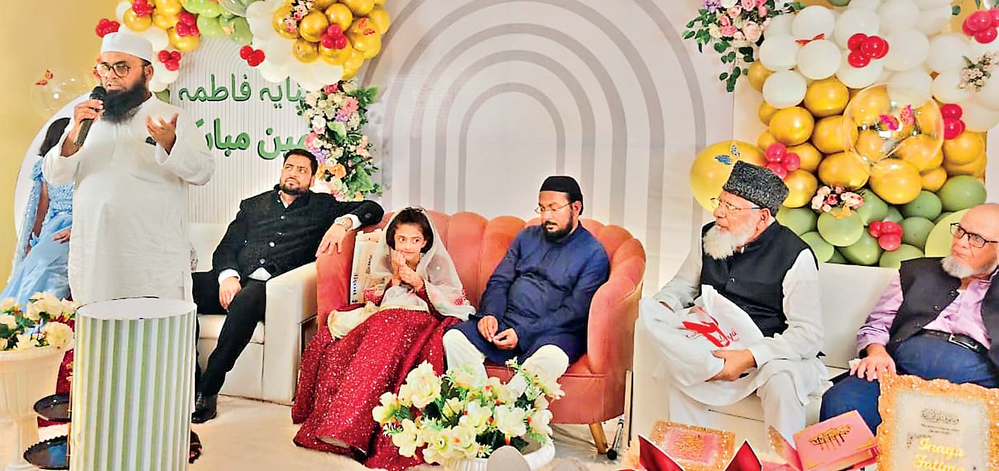 Ranchi News : नौ वर्ष की बच्ची इनाया फातिमा ने एक साल में पढ़ी पूरी कुरान