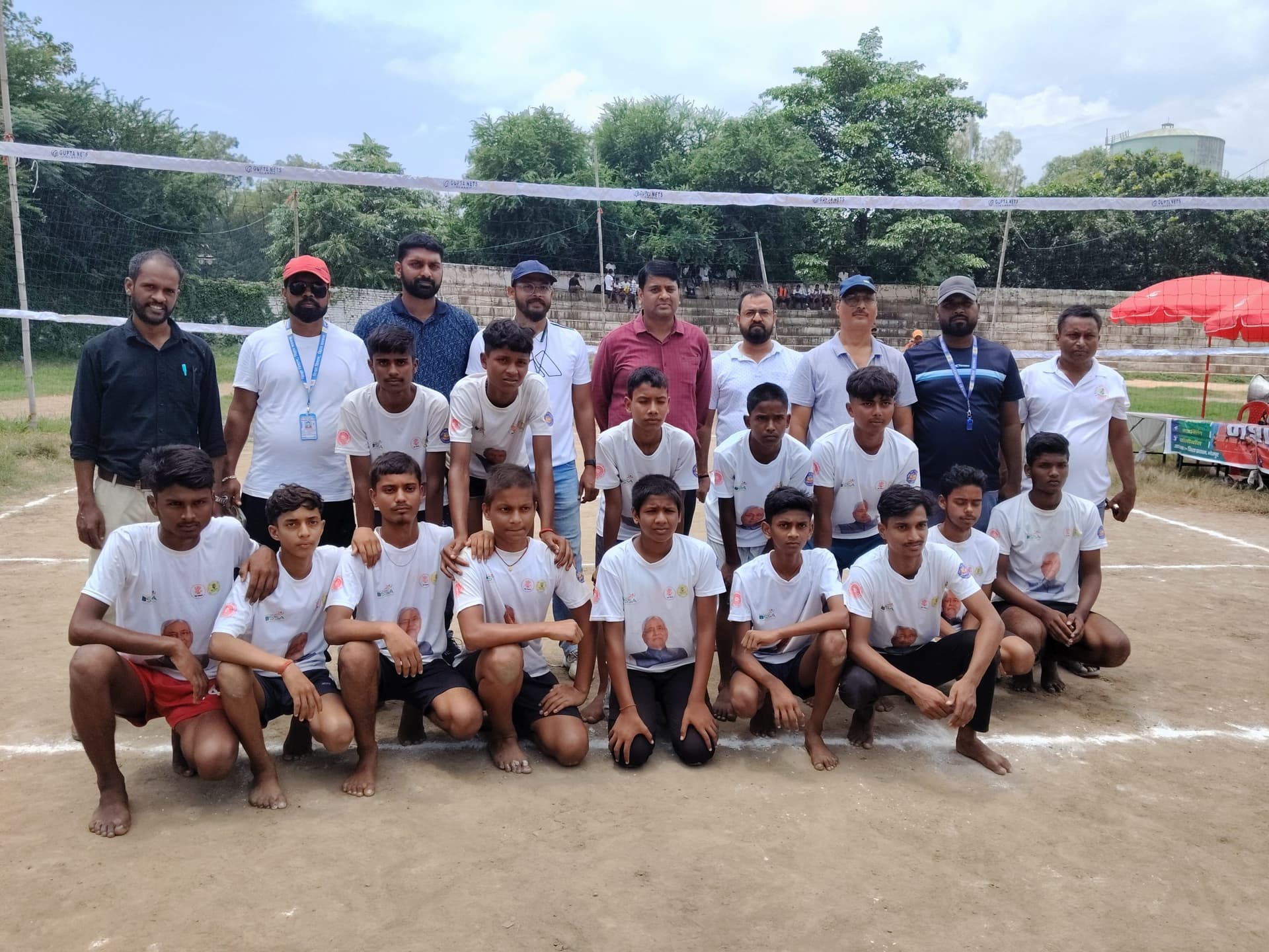 वालीबाॅल में बड़हरा ने उदवंतनगर को 2-0 से पराजित कर सेमीफाइनल में किया प्रवेश