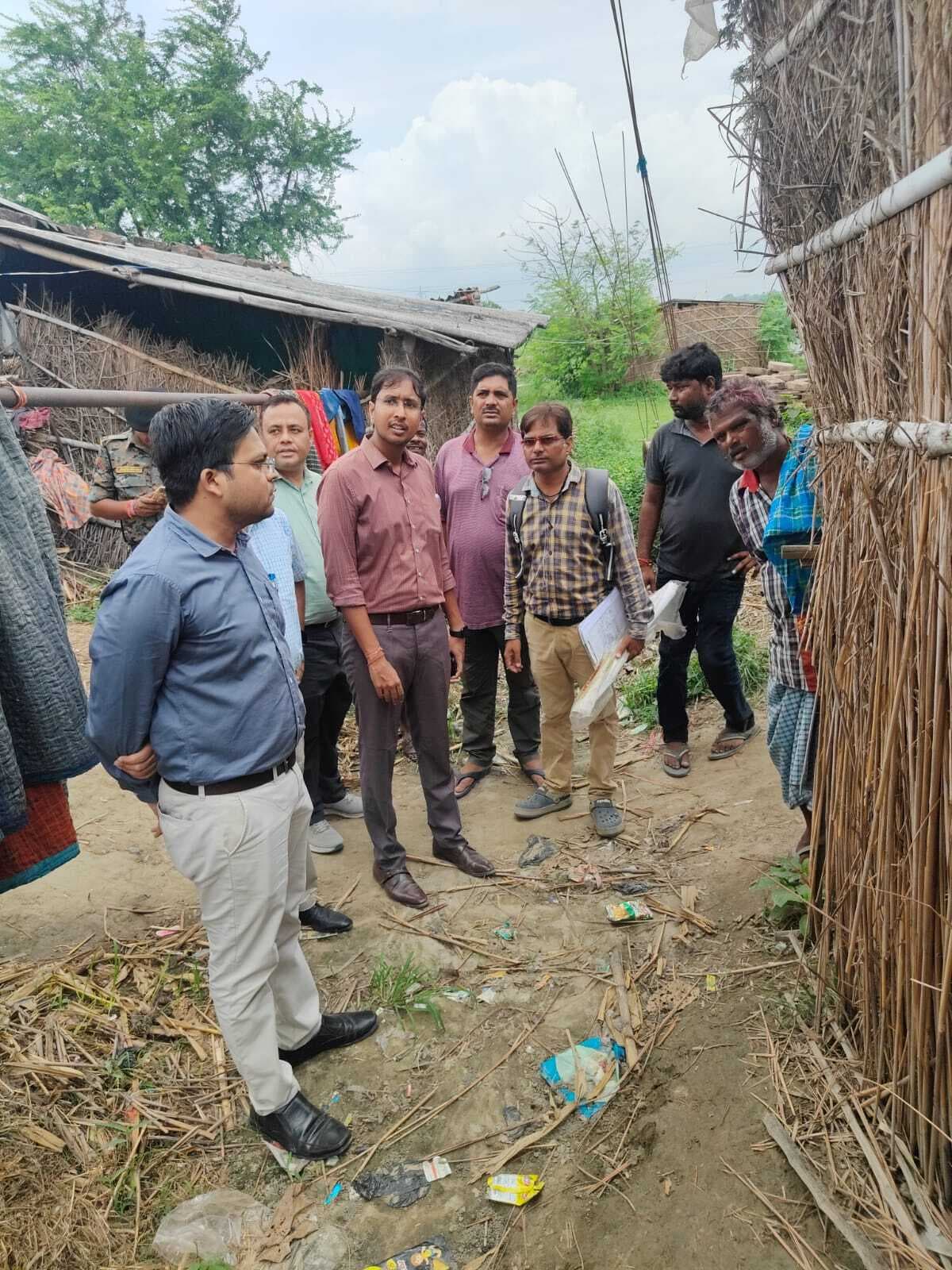 महादलित टोला में तीन माह के अंदर मूलभूत सुविधाएं होगा उपलब्ध: डीडीसी