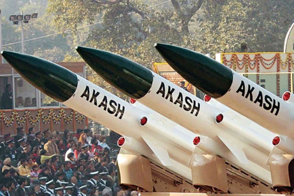 East Tech 2025: आज करीब से देख सकते हैं ऑपरेशन सिंदूर में पाकिस्तान को धूल चटाने वाले मिसाइल को, खेलगांव में लगी प्रदर्शनी