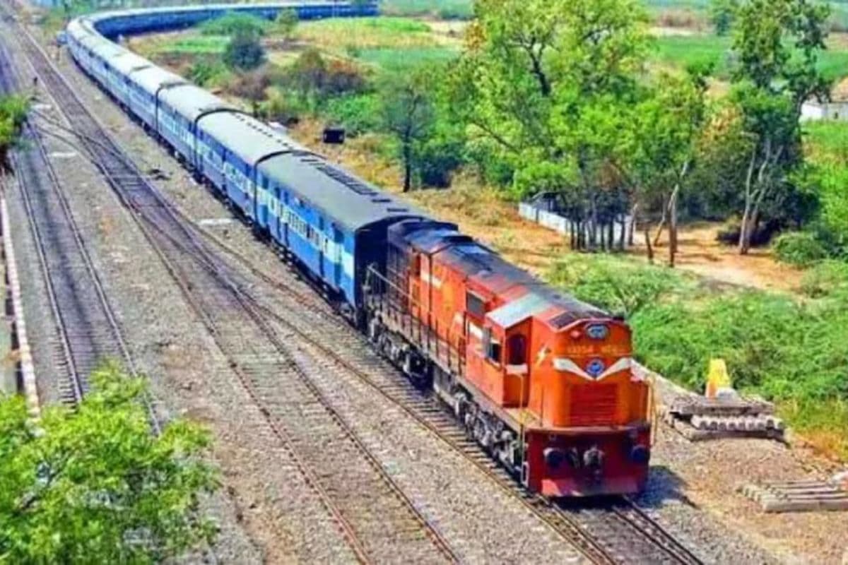 DEMU train running from Bihar got a new route DEMU train running from Bihar got a new route