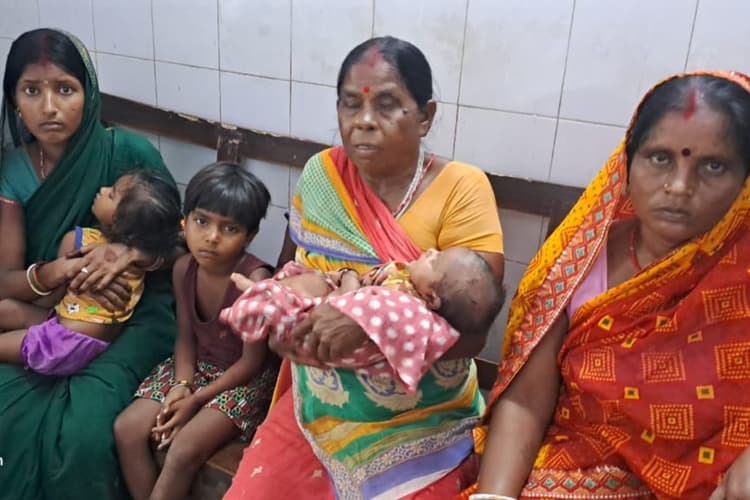 झारखंड में पति की हैवानियत, बेरहमी से पत्नी का गला चाकू से रेता, सास-ससुर पर भी किया हमला, फिर कर ली खुदकुशी