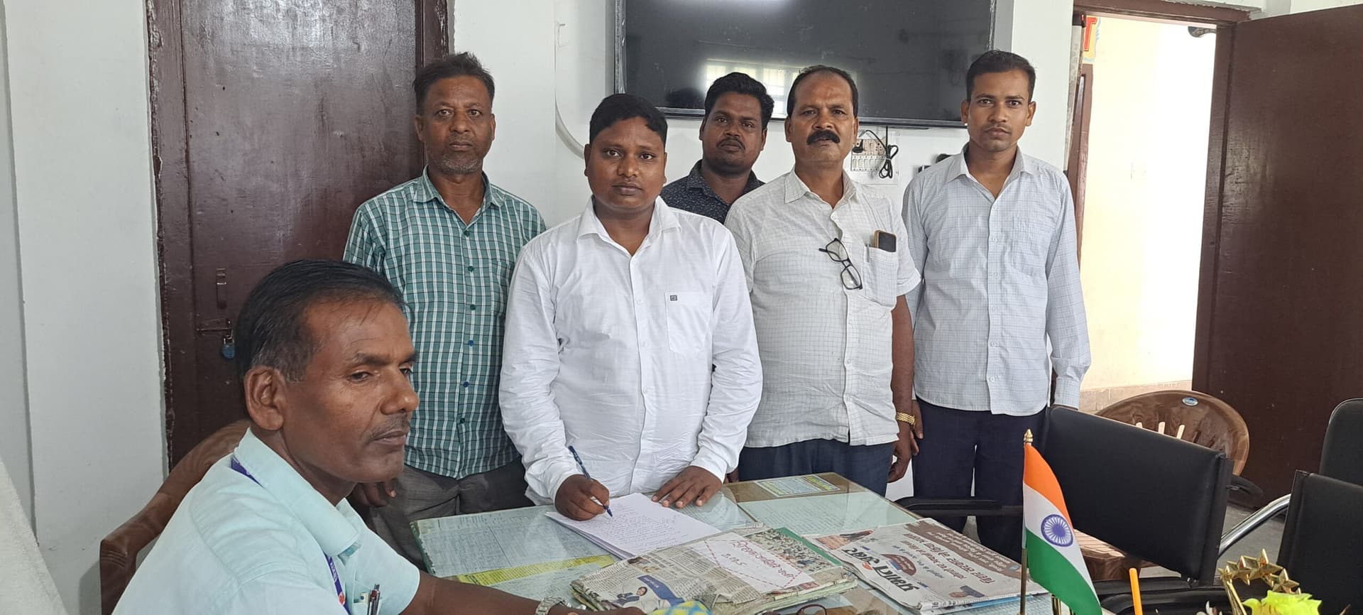 सुरपत सिंह उमावि में डेढ़ दशक बाद लिपिक की नियुक्ति, लिया योगदान