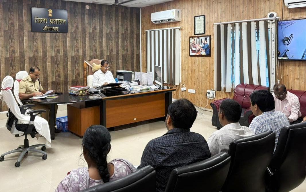 समन्वय, सतर्कता व जवाबदेही के साथ करें चुनाव की तैयारी : डीएम