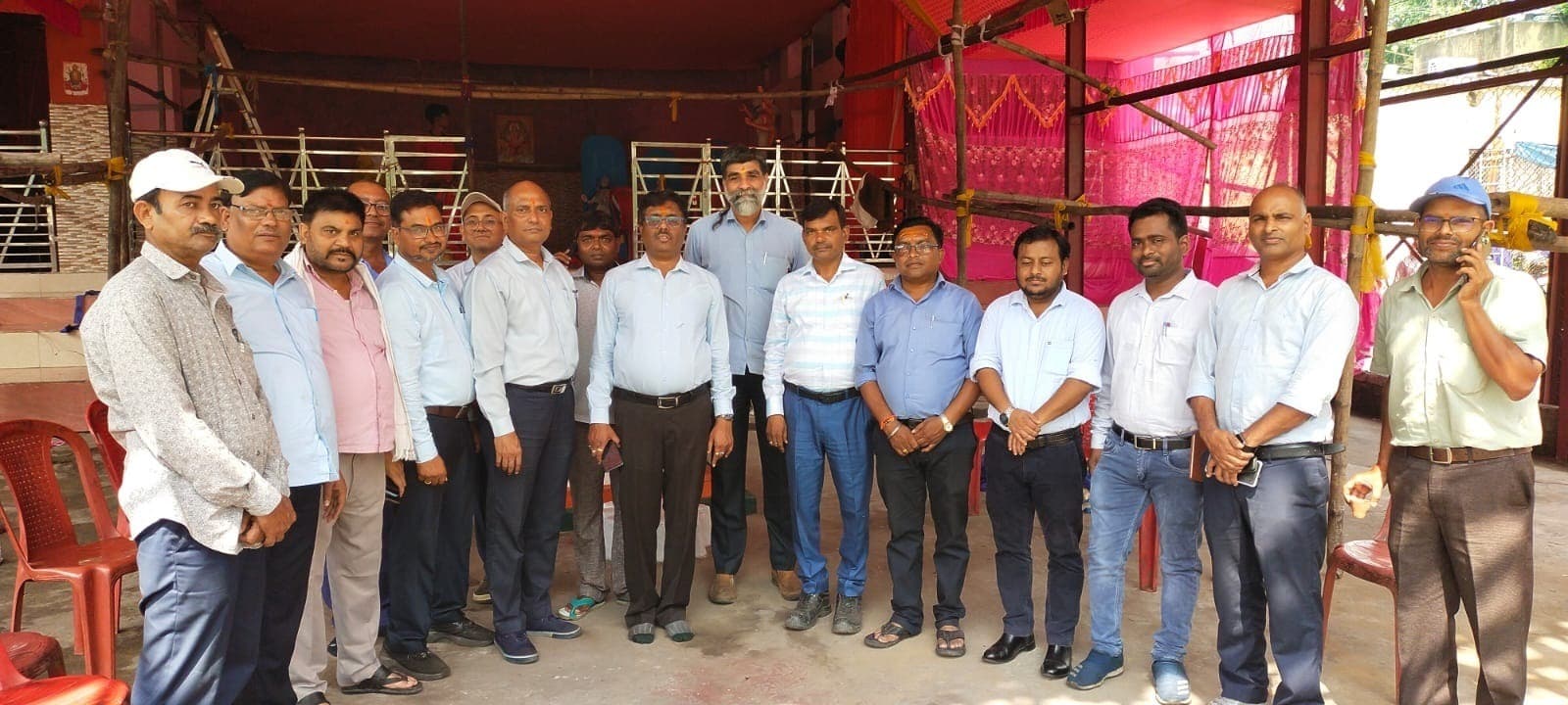 Bokaro News : ढोरी जीएम ने पंडालों का किया निरीक्षण
