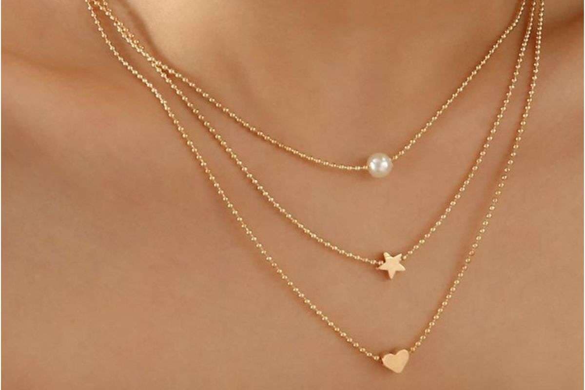 Karwa-Chauth-Gold-Chain-DesignThe Multi-Layer 'Bead' Chain