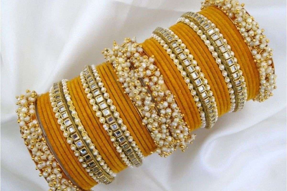 Karwa Chauth Glass Bangles Design