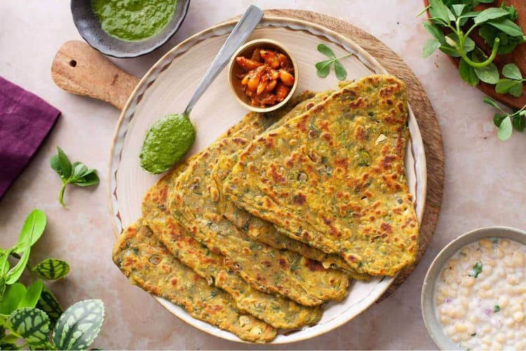 Mushroom Paratha Recipe for Weight Loss: वजन घटाने वालों के लिए हेल्दी और टेस्टी ब्रेकफास्ट - मशरूम पराठा रेसिपी फॉर वेट लॉस