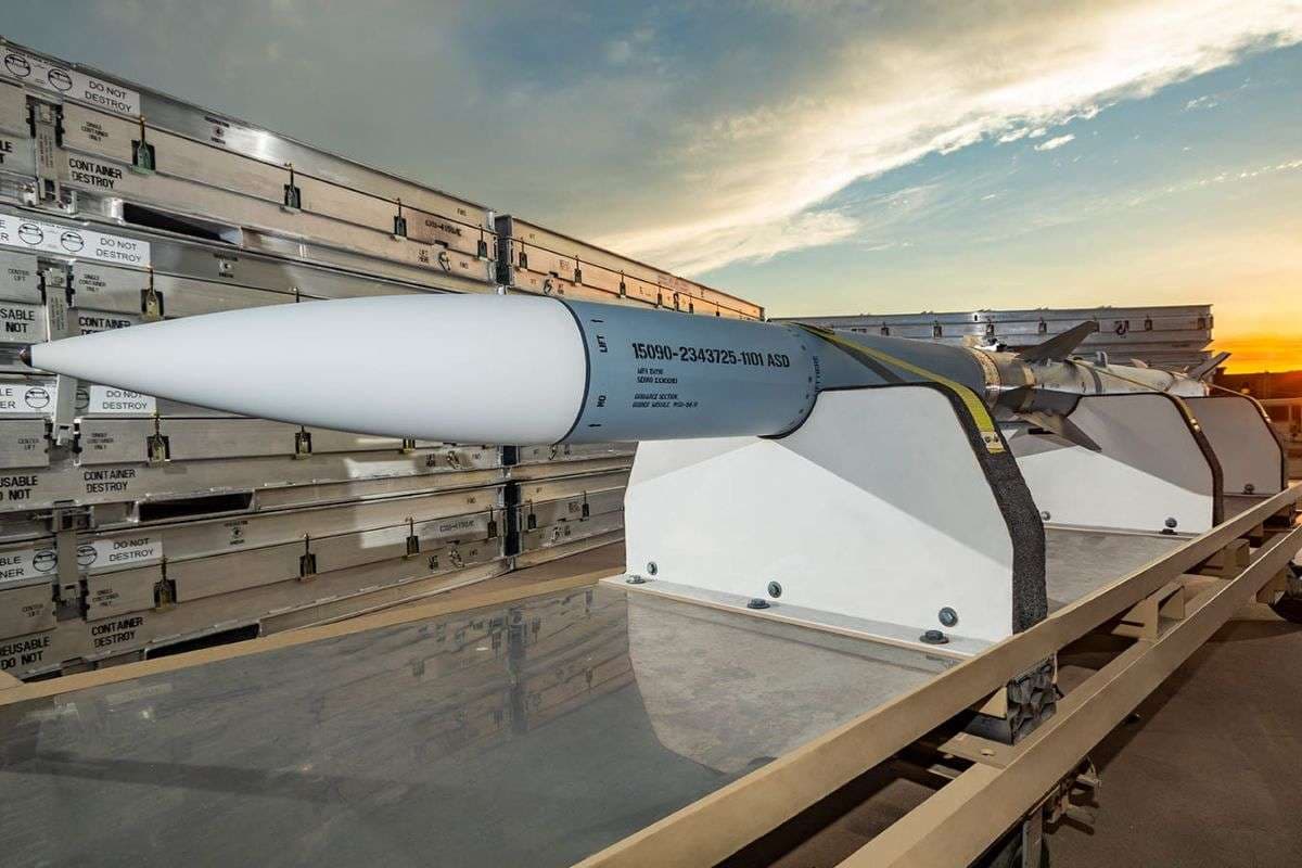 Pakistan US AIM 120 Missile Deal F-16 Upgrade Pakistan US AIM 120 Missile Deal F-16 Upgrade