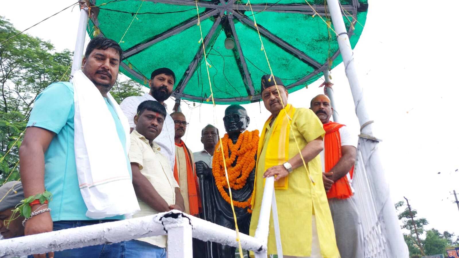 Bokaro News : जयंती पर याद किये गये बापू और लाल बहादुर शास्त्री