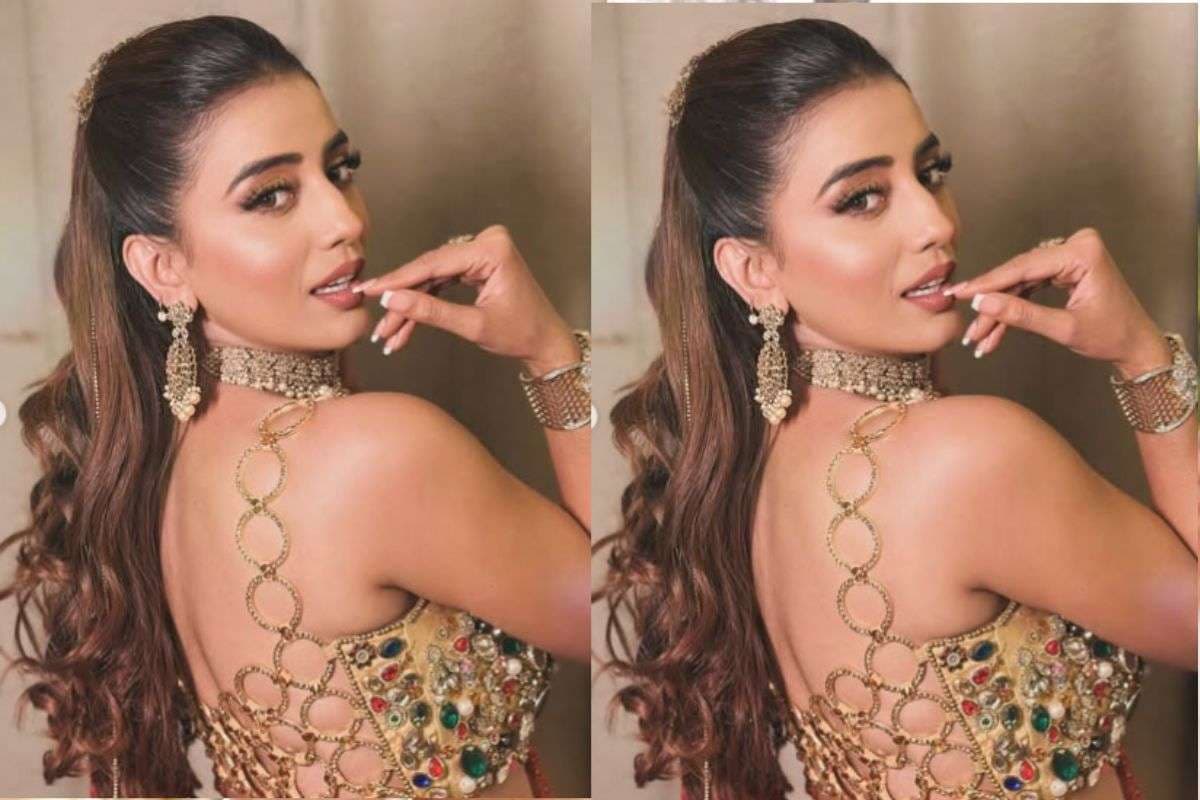 Akshara Singh New Dance Video: अक्षरा सिंह के जबरदस्त ठुमकों ने बढ़ाया तापमान, फैंस हुए दीवाने, सोशल मीडिया पर छाया जादू