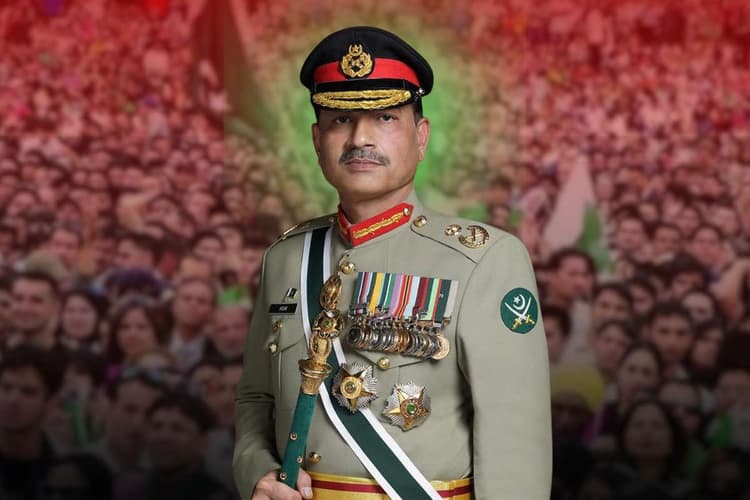 पाकिस्तान के ‘शहंशाह-ए-आलम’ बने आसिम मुनीर, 27वां संविधान संशोधन सीनेट से पास, अब फील्ड मार्शल की आजीवन मौज