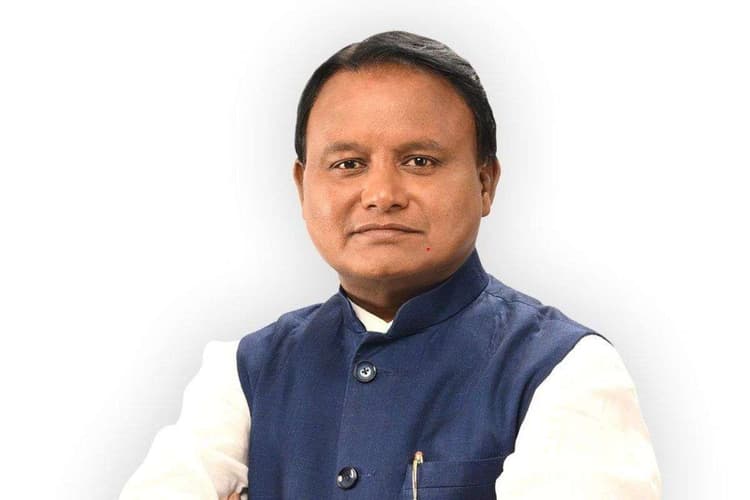 घाटशिला उपचुनाव में ओडिशा के सीएम ने मारी एंट्री, आज दो चुनावी जनसभा के जरिये करेंगे शक्ति प्रदर्शन