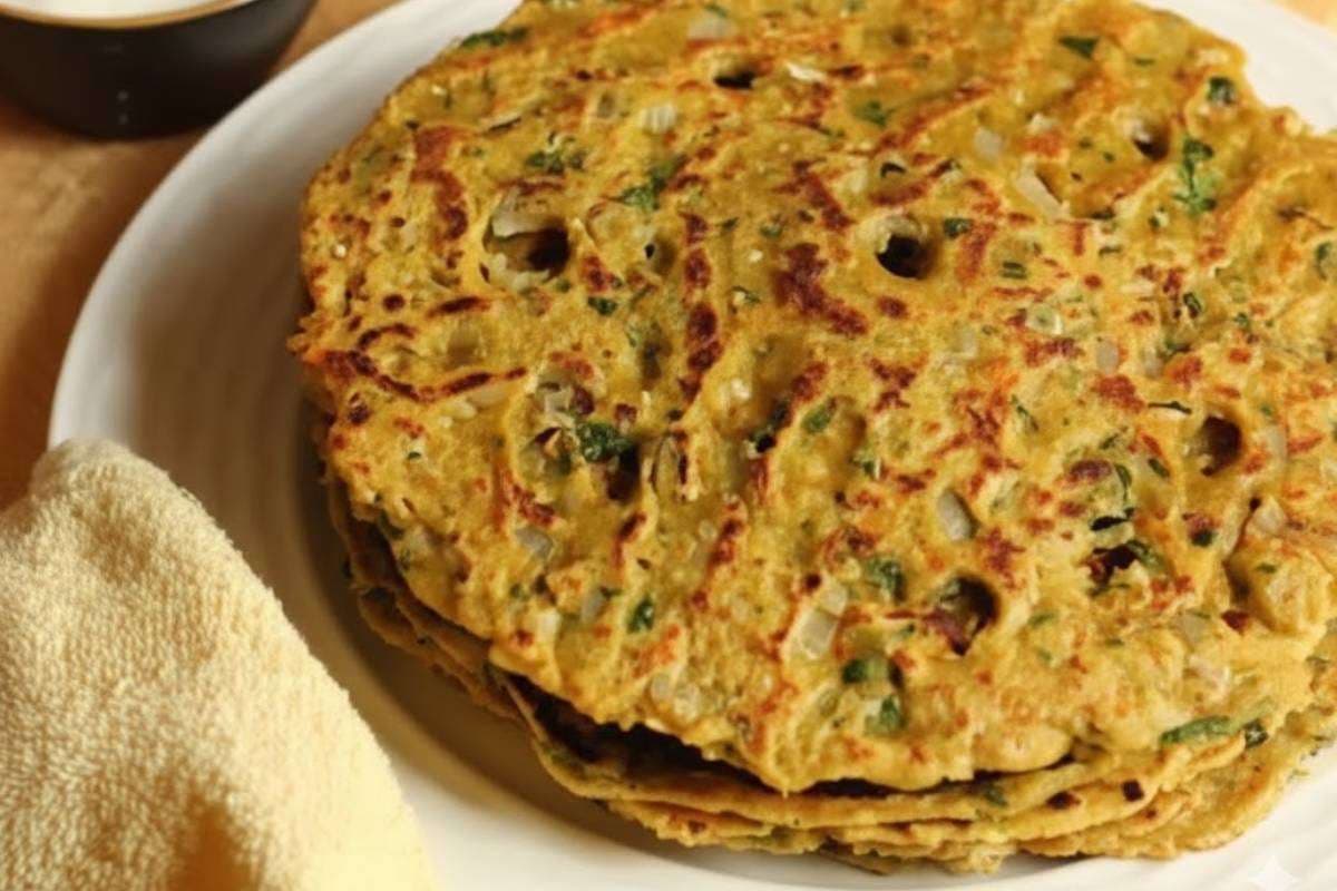Methi thalipeeth recipe vegetarian