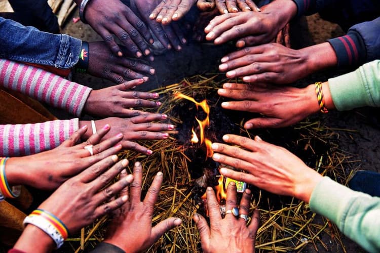 झारखंड में सर्दी का सितम शुरू, ठंडी हवाओं से ठिठुरने लगी रांची, कई शहरों का तापमान गिरा