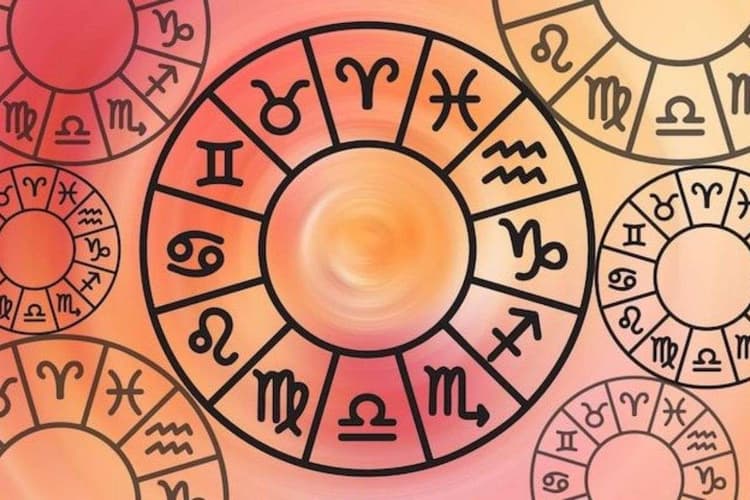 Yearly Rashifal 2026: किन राशियों के लिए चुनौतीपूर्ण रहेगा नया साल? जानें ज्योतिषाचार्य से शनि–राहु का प्रभाव