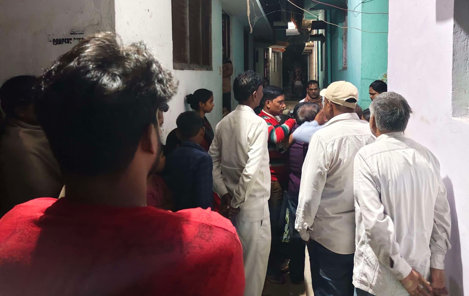 हत्या की सुराग को लेकर दिन भर मशक्कत करती रही पुलिस