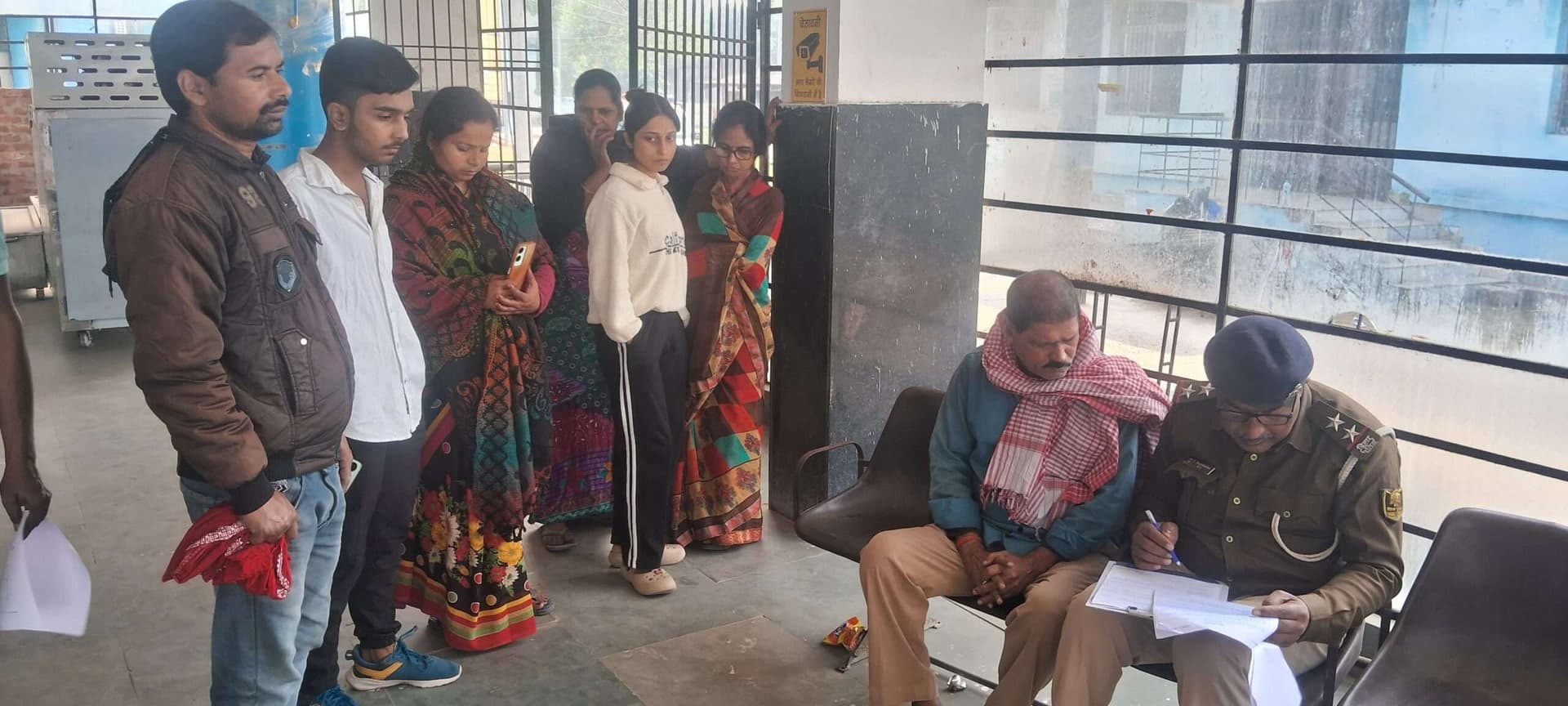 वाहन ने ई-रिक्शा में मारी टक्कर, चालक की मौत