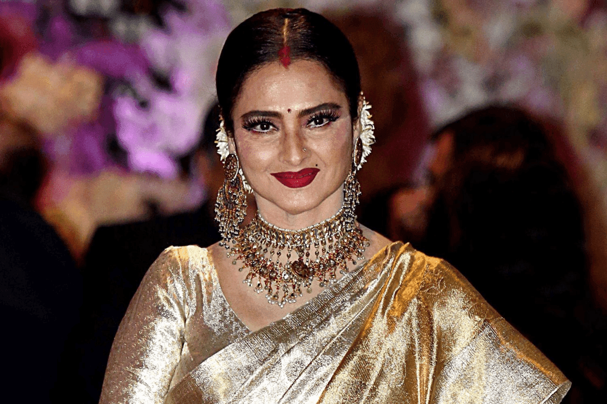 rekha bollywood actress comeback big screen