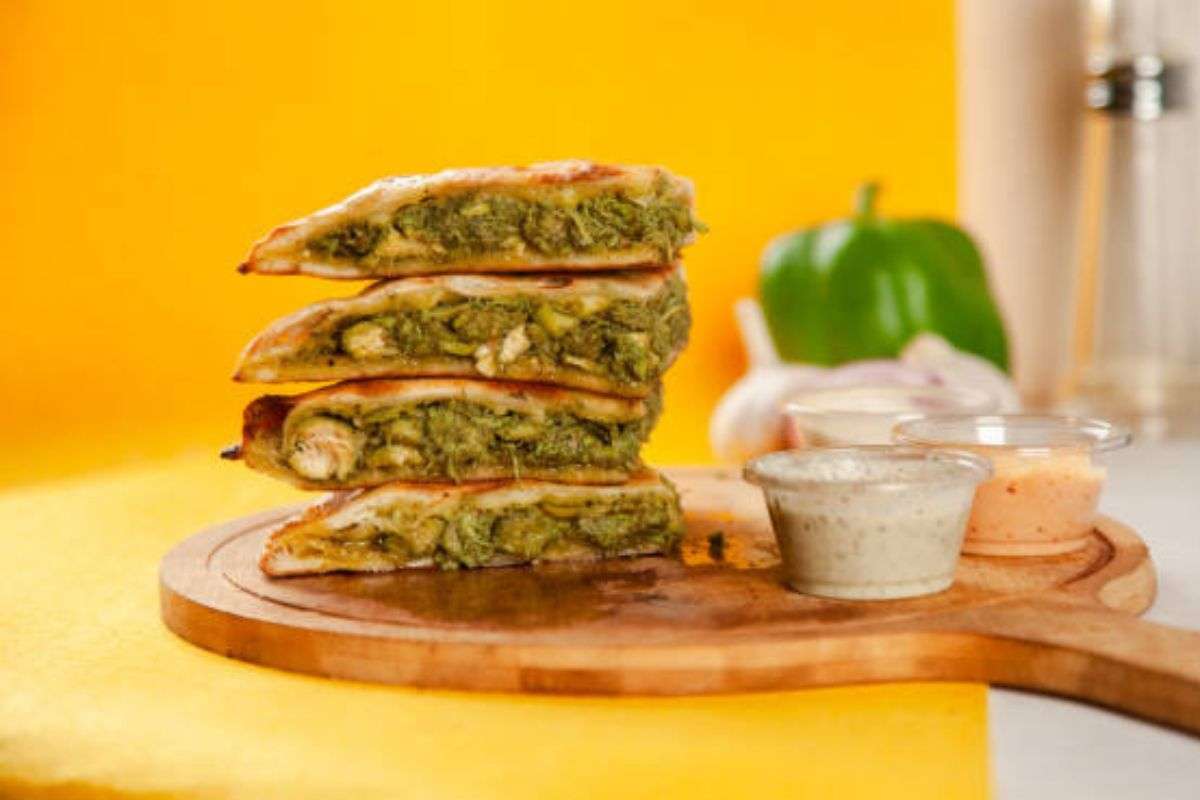 Super Healthy Paratha Pizza Recipe for Breakfast Super Healthy Paratha Pizza Recipe for Breakfast