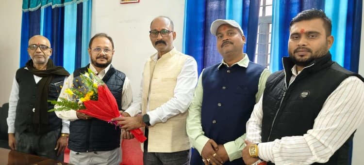 स्थायी लोक अदालत को सशक्त बनाने में वार्ड पार्षदों की भूमिका अहम : अध्यक्ष