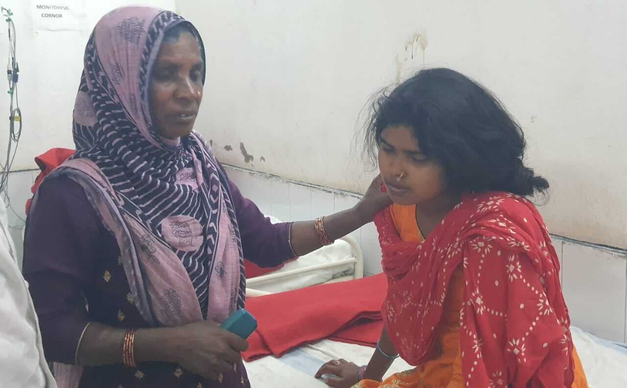 महिला ने गुस्से में एक साथ खा लिया पेनकीलर की दस टेबलेट