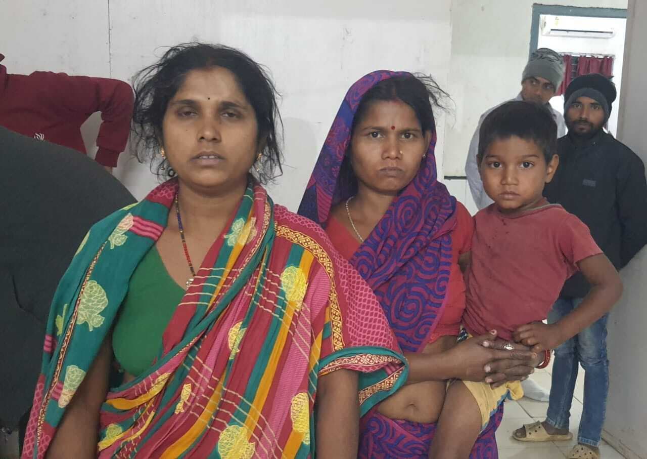 जमीन विवाद में महिलाओं को मारपीट कर किया घायल