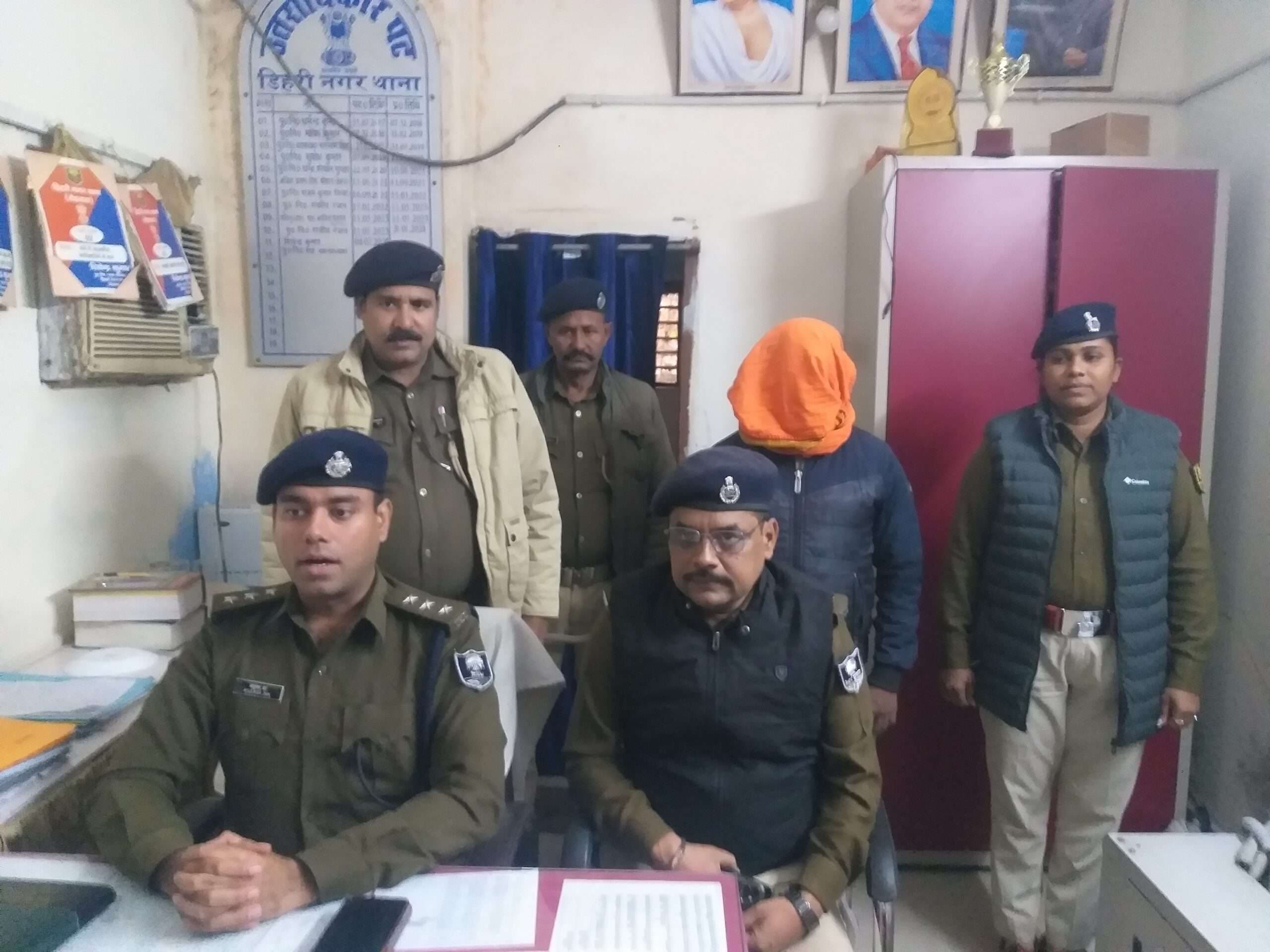 sasaram News : लोडेड कट्टे व कारतूस के साथ युवक गिरफ्तार