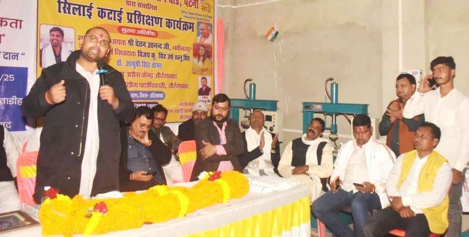 खादी के क्षेत्र में रोजगार की असीम संभावनाएं : विधायक