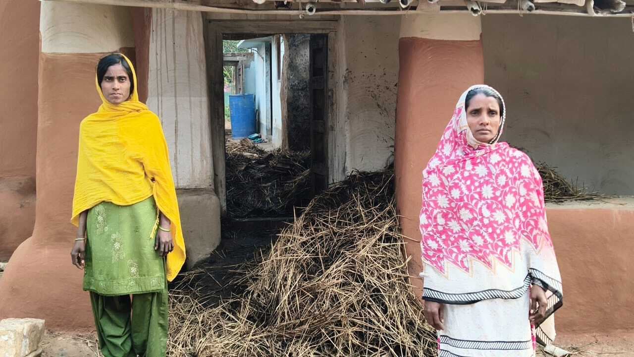 नारोडीह में घर में लगी आग, सामान जलकर राख