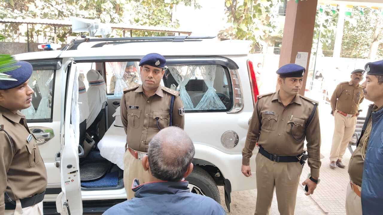 sasaram News : आपसी वर्चस्व में चलीं गोलियां, दो लोग घायल, तीन गिरफ्तार