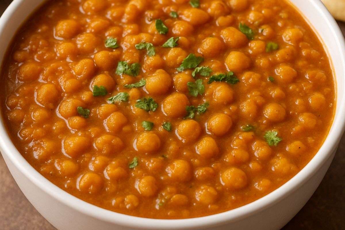 Masoor Dal Chhola Recipe: चना, मटर नहीं अब मसूर दाल से बनाइए स्वादिष्ट छोले, तारीफ करते नहीं थकेंगे लोग