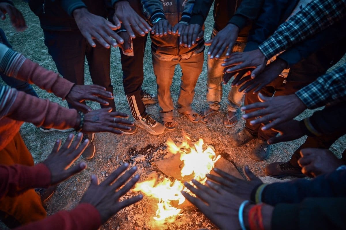 पश्चिम बंगाल में चढ़ा तापमान, जानें कैसा रहेगा आज का मौसम पश्चिम बंगाल में चढ़ा तापमान, जानें कैसा रहेगा आज का मौसम