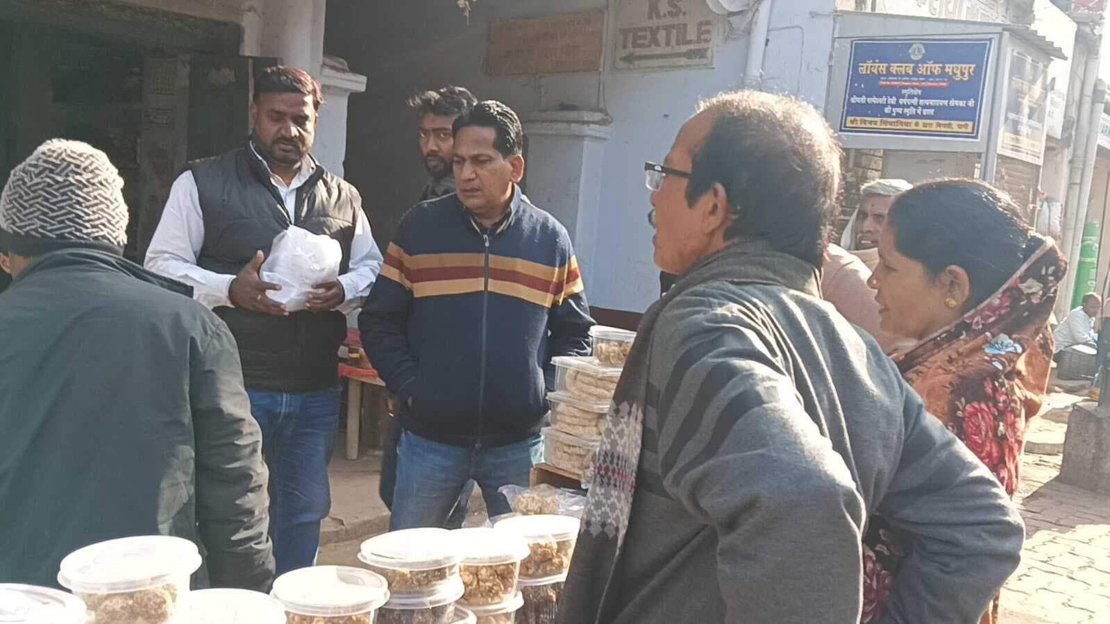 सिंगल यूज प्लास्टिक को लेकर चलाया गया छापेमारी अभियान, वसूला गया जुर्माना