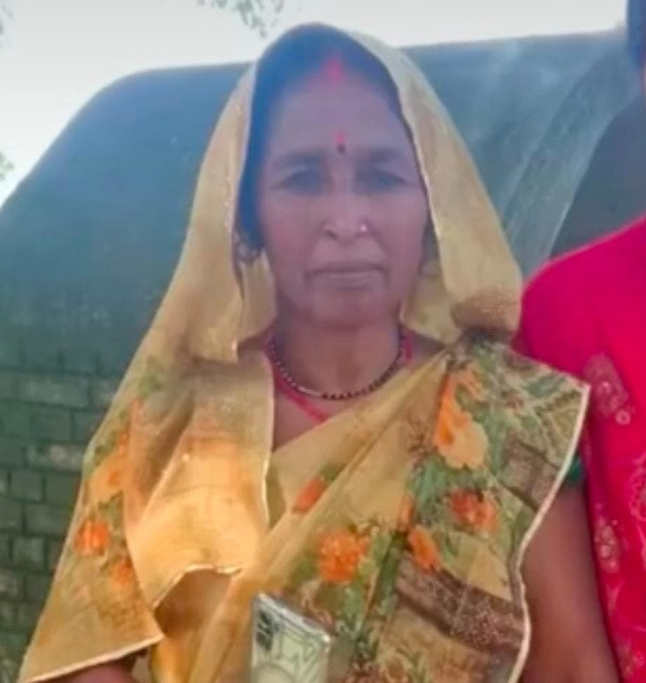 Motihari: छापेमारी के दौरान महिला की मौत, पुलिस पर हत्या का आरोप